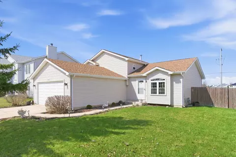 5411 Meadowbrook St, Plainfield, IL 60586