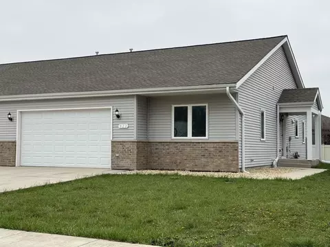 922 Bergera St W, Braidwood, IL 60408