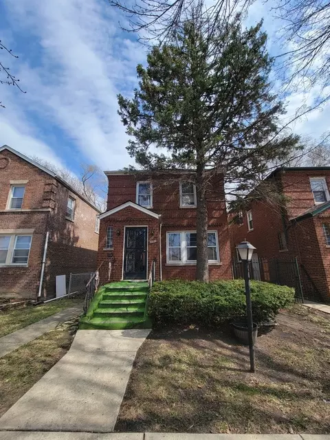 10529 S Eberhart Ave, Chicago, IL 60628