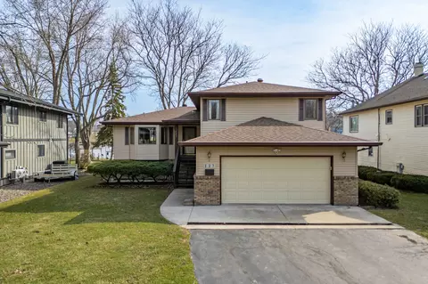 227 Lake Summerset Rd, Davis, IL 61019