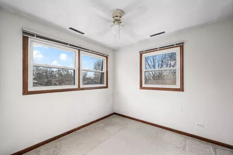 Bedroom - 3610 Pheasant Dr, Rolling Meadows, IL 60008 photo 5 of 6