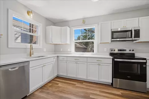 Kitchen - 503 E Chestnut St, Bloomington, IL 61701 photo 2 of 3