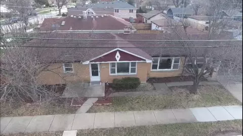 8500 Parkside Ave, Burbank, IL 60459