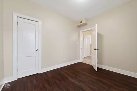 Bedroom - 738 E Marquette Rd, Chicago, IL 60637 photo 2 of 2