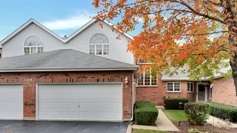 11418 Algonquin Rd #B, Huntley, IL 60142