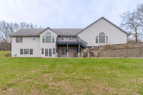 107 Lost Ln, Savanna, IL 61074