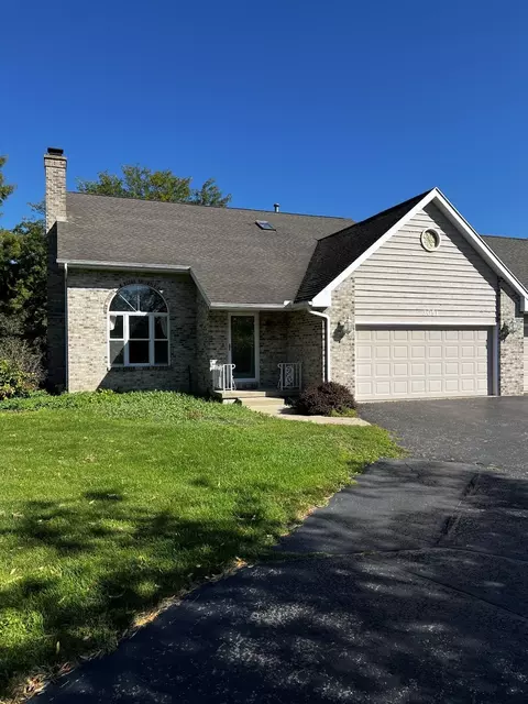 3051 Fairway Oaks Dr #0, Dekalb, IL 60115