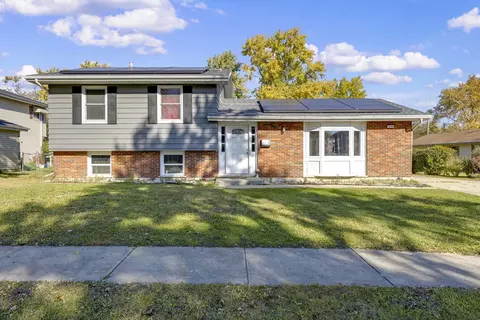 4240 176th St, Country Club Hills, IL 60478