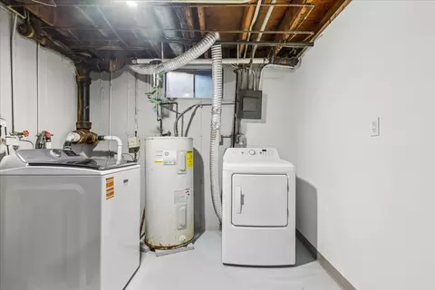 Other - 1317 Monomoy St #E, Aurora, IL 60506 photo 5 of 6
