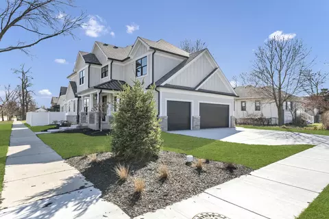 170 W Armitage Ave, Elmhurst, IL 60126