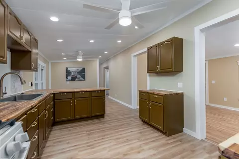 Entry Way - 133 South St, Seneca, IL 61360 photo 1 of 1