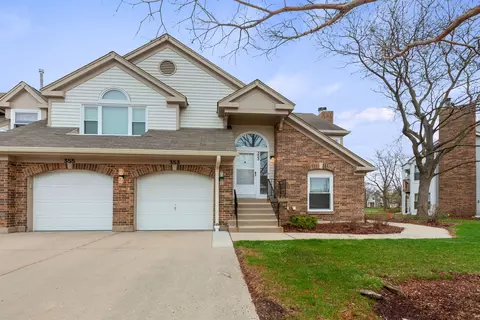 353 Satinwood Ct S, Buffalo Grove, IL 60089
