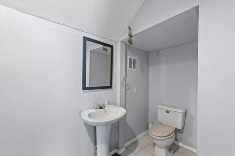 Bath - 801 E Sangamon Ave, Rantoul, IL 61866 photo 2 of 3