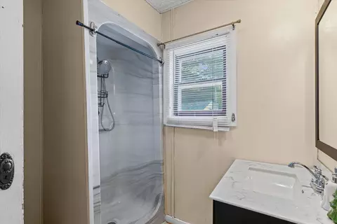 Bath - 801 E Sangamon Ave, Rantoul, IL 61866 photo 1 of 3