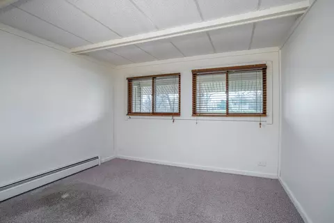 Bedroom - 5302 32nd Ave, Moline, IL 61265 photo 1 of 4