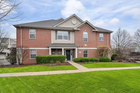 27 S W753 S Meadowview Dr #1, Winfield, IL 60190