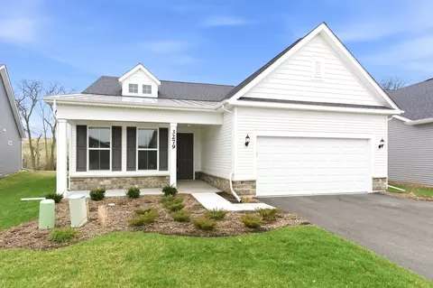 3279 Oak Creek Ln, Aurora, IL 60503