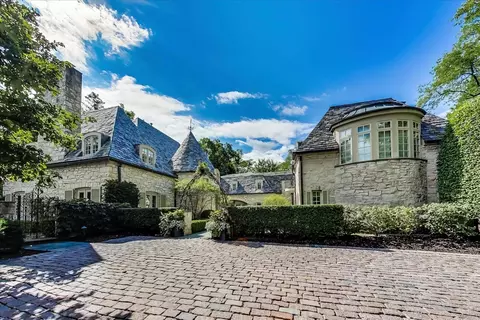475 E Deerpath Rd, Lake Forest, IL 60045 photo 4