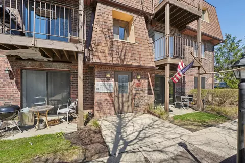 Undisclosed, Lombard, IL 60148