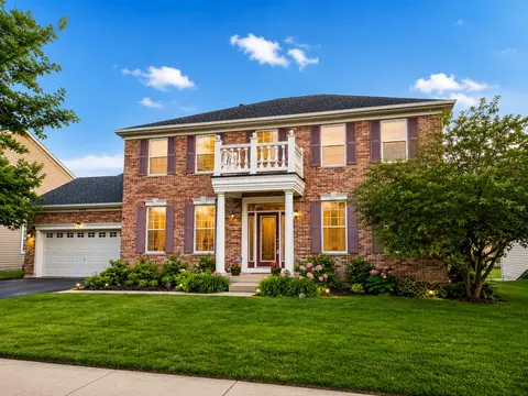 343 Copper Springs Ln, Elgin, IL 60124