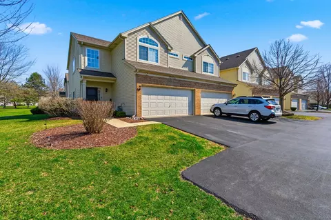 17634 S Alta Dr, Lockport, IL 60441