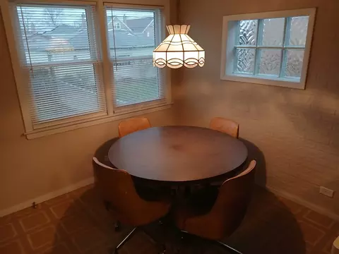 Dining - Undisclosed, Chicago, IL 60638 photo 1 of 2