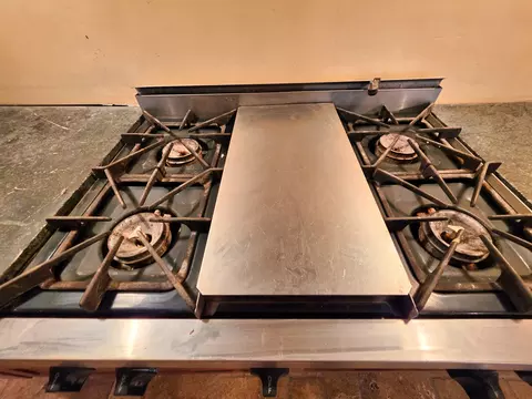 Kitchen - 102 W 3rd St, Flora, IL 62839 photo 12 of 26
