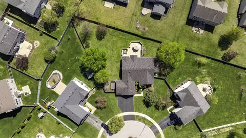 View/Area - 24405 Glenbrook Ct, Plainfield, IL 60585 photo 3 of 9