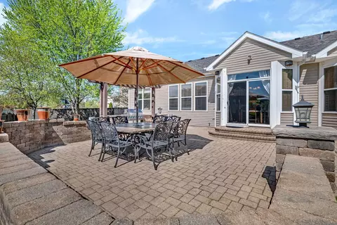 Exterior - 24405 Glenbrook Ct, Plainfield, IL 60585 photo 2 of 9