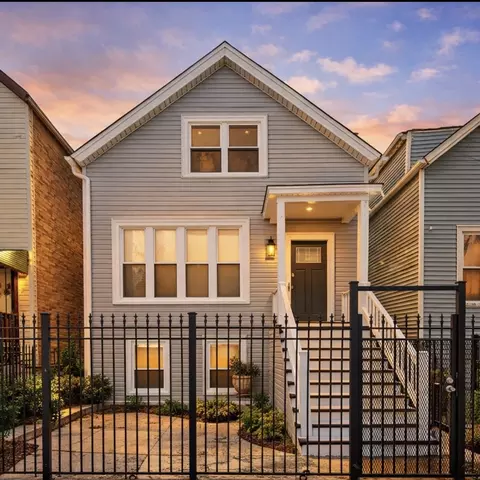 4845 W Congress Pkwy, Chicago, IL 60644