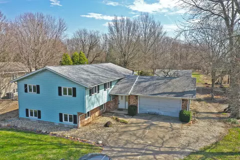 311 S Otter Creek Rd, Streator, IL 61364