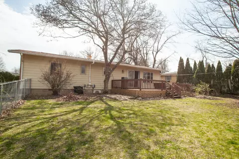 Exterior - 504 Radliff Rd, Bloomington, IL 61701 photo 3 of 4