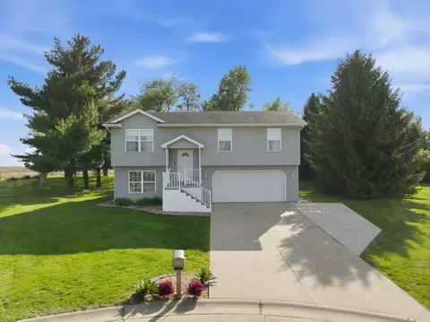 3 Kimberly Ct, Danvers, IL 61732