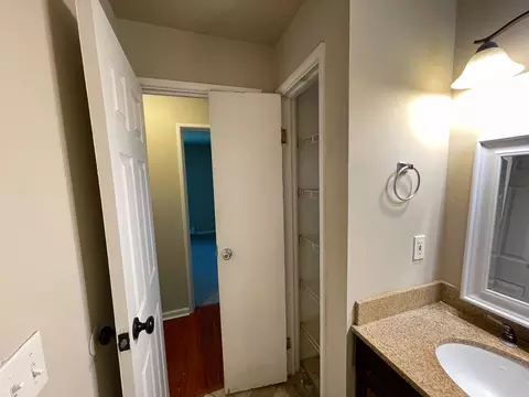 Bath - 19360 Wolf Rd #8, Mokena, IL 60448 photo 2 of 2