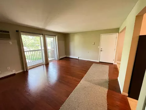 Living - 19360 Wolf Rd #8, Mokena, IL 60448 photo 3 of 3