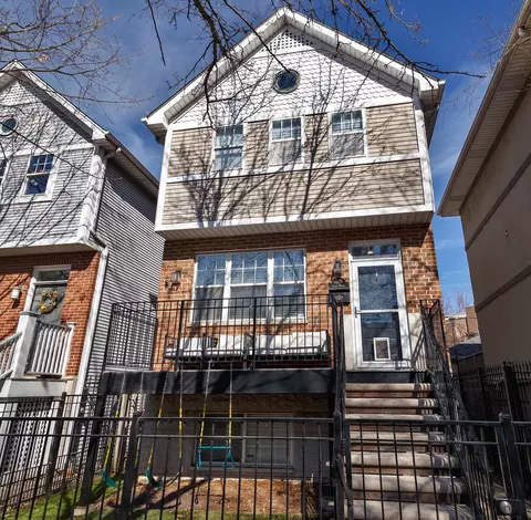 1825 N Wilmot Ave, Chicago, IL 60647
