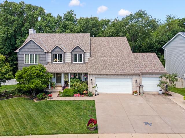 1770 Plum Tree Rd, Bettendorf, IA 52722