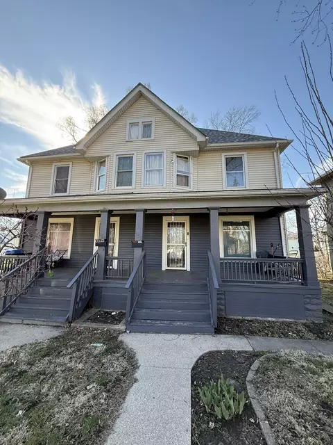 357 S Rosewood Ave, Kankakee, IL 60901