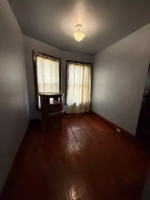 Bedroom - 357 S Rosewood Ave, Kankakee, IL 60901 photo 3 of 3
