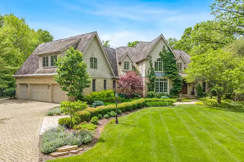 33 W551 Hub Rd, Wayne, IL 60184