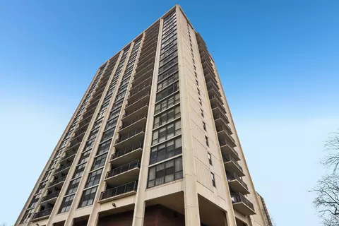 2901 S Michigan Ave #505, Chicago, IL 60616