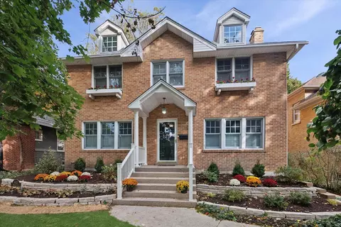 1620 Washington Ave, Wilmette, IL 60091