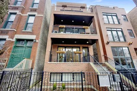 940 N Wolcott Ave #1, Chicago, IL 60622