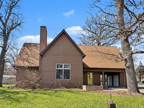 Exterior - 167 N Eagle Island Rd, Kankakee, IL 60901 photo 4 of 12
