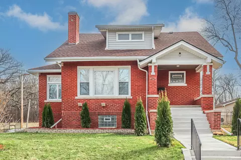 210 W 16th Pl, Chicago Heights, IL 60411