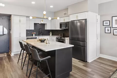 Kitchen - 175 E Delaware Pl #7304, Chicago, IL 60611 photo 1 of 5