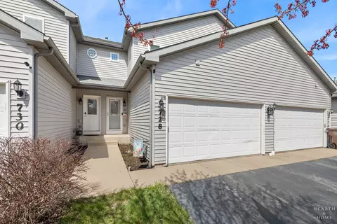 728 Carlisle Dr, Woodstock, IL 60098