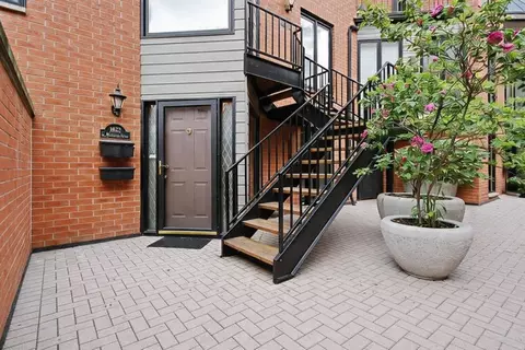 1622 N St Michaels Ct #1622, Chicago, IL 60614