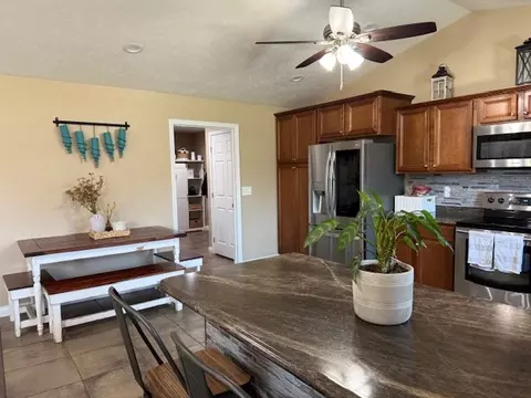 Kitchen - 911 E Stotlar St, Herrin, IL 62948 photo 3 of 3