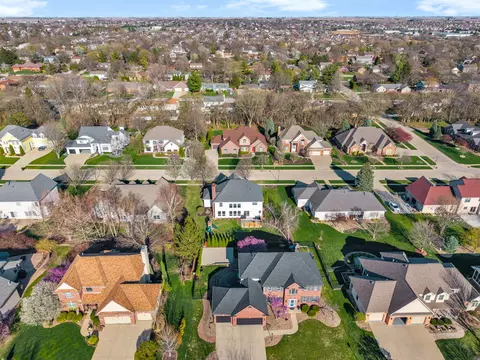 View/Area - 2106 Foxtail Rd, Bloomington, IL 61704 photo 10 of 11